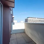 Nemea Quai Victor Centre Aparthotel 3*
