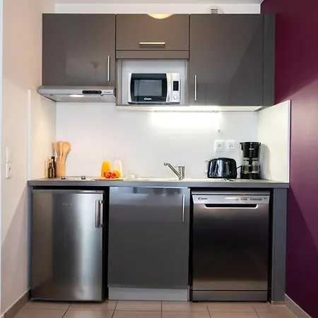 Hotel apartamentowy Nemea Quai Victor Centre Tours
