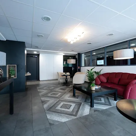 Nemea Quai Victor Centre