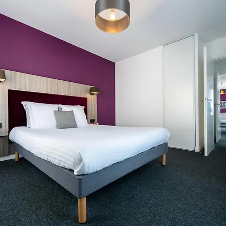 Nemea Quai Victor Centre 3* Tours