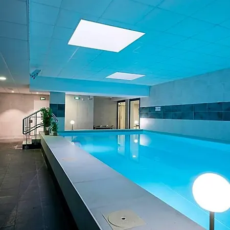 公寓式酒店 Nemea Quai Victor Centre 3*