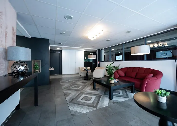 Nemea Quai Victor Centre