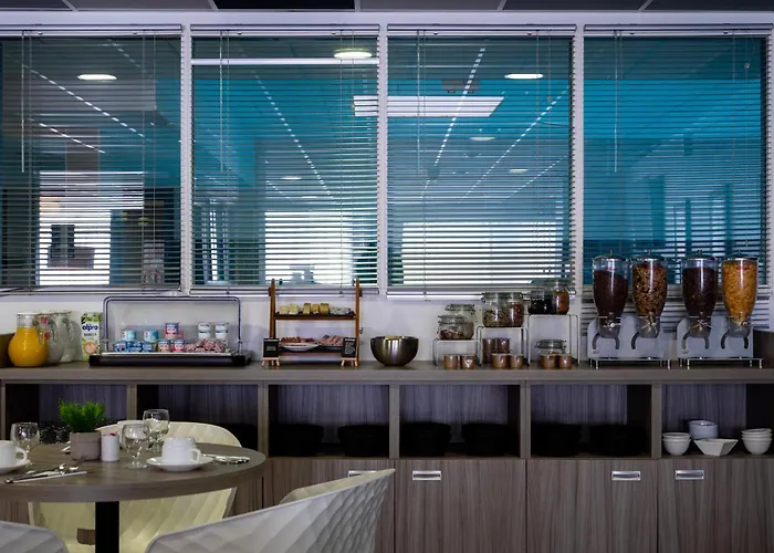 公寓式酒店 Nemea Quai Victor Centre 3*