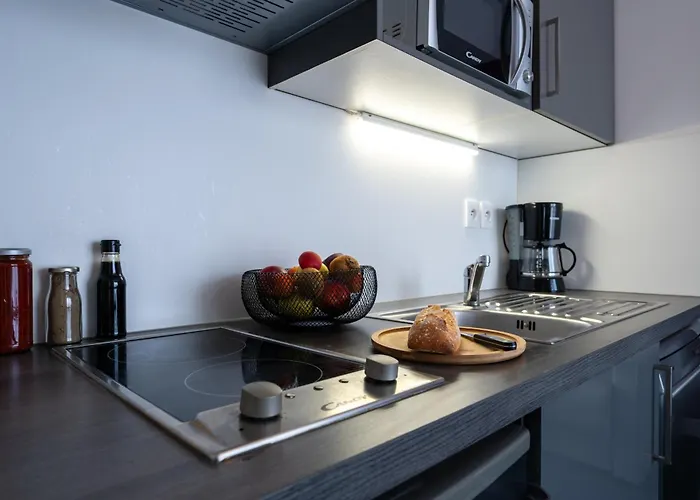 Nemea Quai Victor Centre 3* Tours